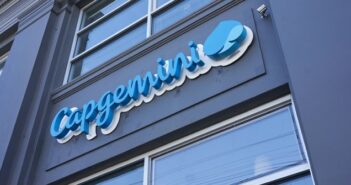 Multibook: Capgemini übernimmt das SAP-Servicegeschäft in Japan und Südostasien (Foto: shutterstock - Tada Images)