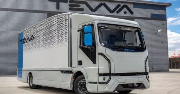 Elektro-Lkw-Hersteller Tevva und Alltruck kooperieren (Foto: Tevva 7,5t Elektro-Batterie-Lkw)